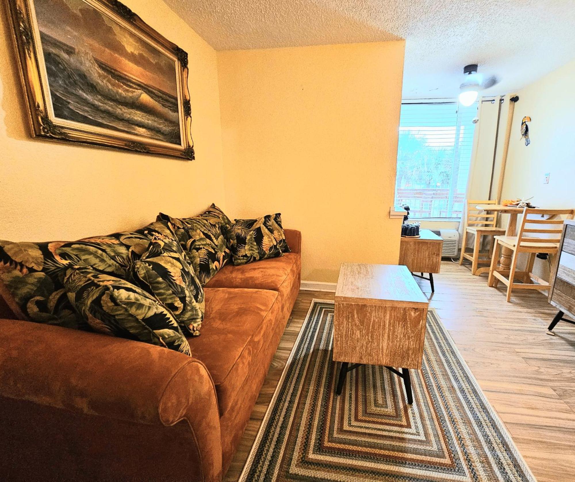 Oceanfront Escape With Balcony And Heated Salt Water Pool Sleeps 4 Aparthotel Daytona Beach Exterior photo